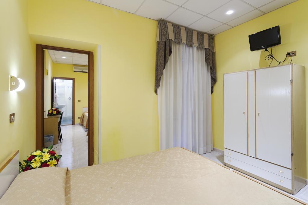 Hotel Oriente Rome Bilik gambar