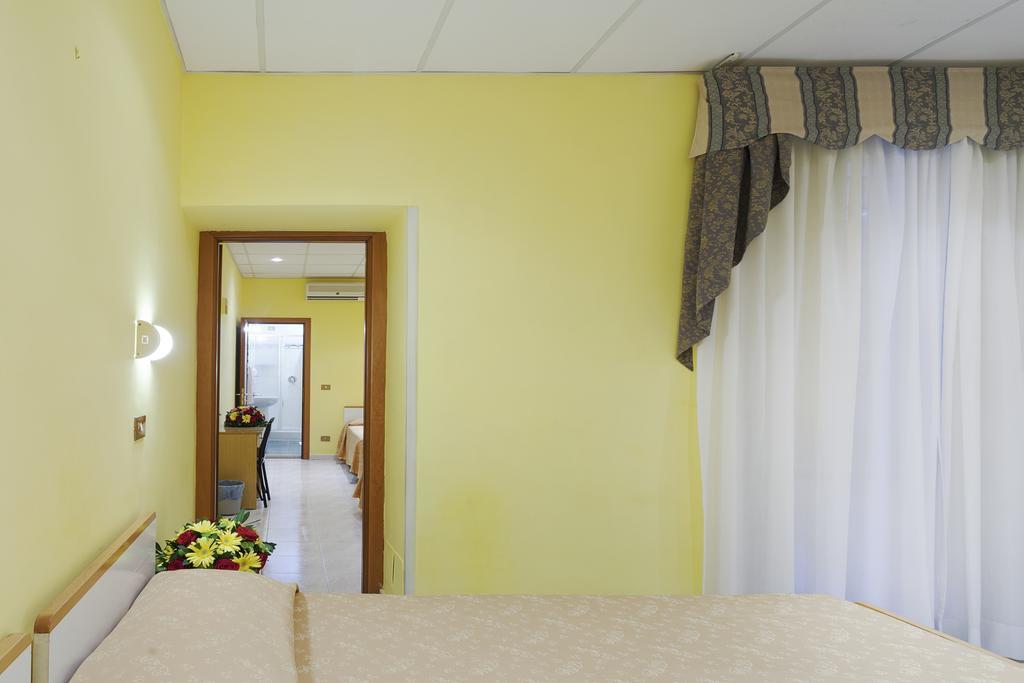 Hotel Oriente Rome Bilik gambar