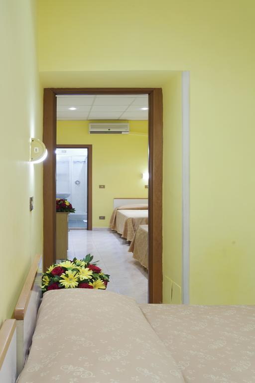 Hotel Oriente Rome Bilik gambar